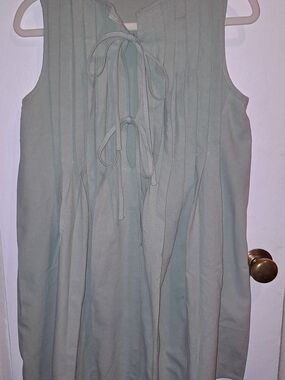 SHEIN Sage Green Sleeveless Tie-Front Pleated Blouse